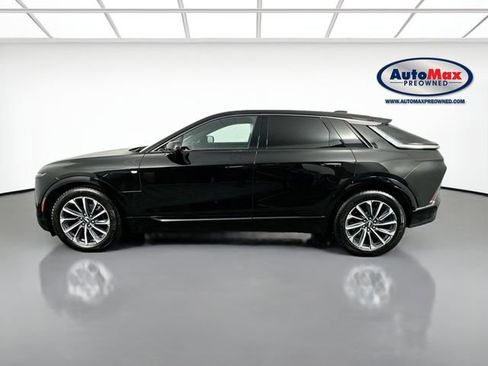 Used 2024 Cadillac Lyriq Sport image 9