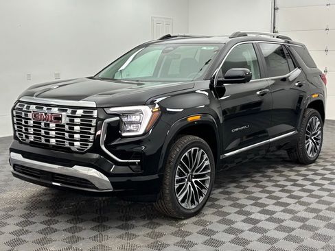 New 2026 GMC Terrain Denali w/ LPO, Floor Liner Package image 14