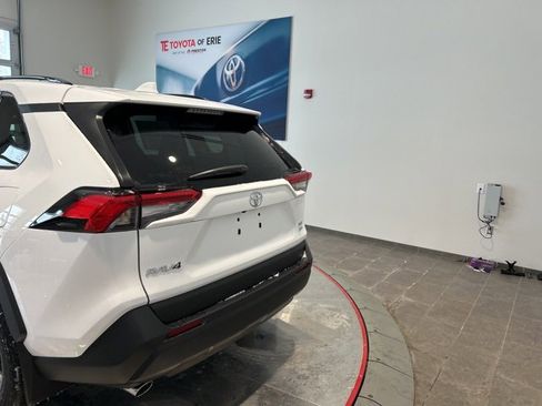 New 2025 Toyota RAV4 XLE image 6