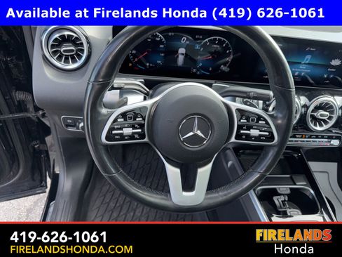 Used 2021 Mercedes-Benz GLB 250 4MATIC image 17