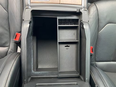 Used 2020 Ford Expedition Max Platinum image 29