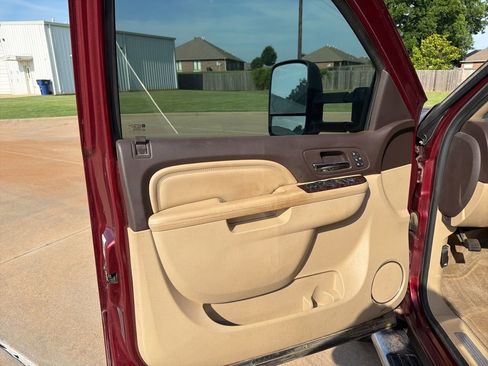Used 2014 GMC Sierra 2500 Denali AWD/4WD image 11