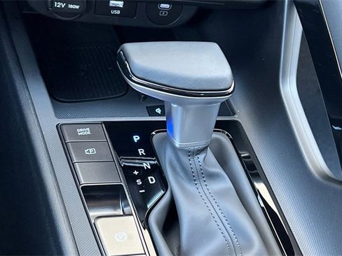 New 2025 Hyundai Elantra SEL image 21