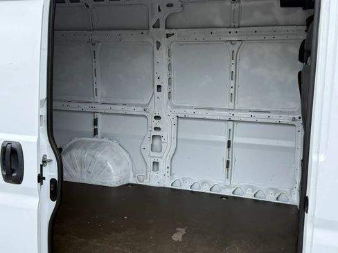 Used 2023 RAM ProMaster 1500 FWD image 25