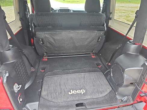 Used 2011 Jeep Wrangler Sport AWD/4WD image 13