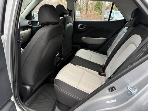 New 2026 Hyundai Venue SEL FWD image 28