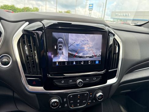 Used 2023 Chevrolet Traverse RS w/ LPO, Floor Liner Package AWD/4WD image 28