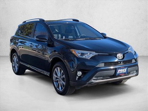 Used 2017 Toyota RAV4 Platinum image 3