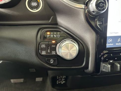 Used 2023 RAM 1500 Laramie AWD/4WD image 20