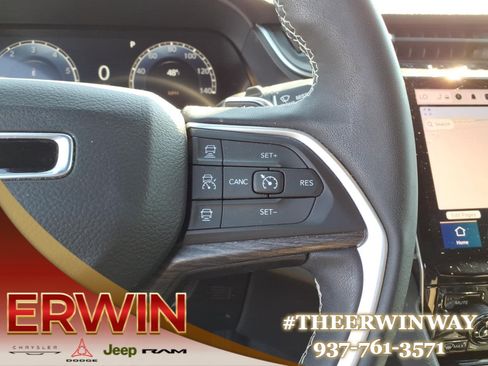 Certified 2024 Jeep Grand Cherokee Limited w/ Trailer Tow Package image 19