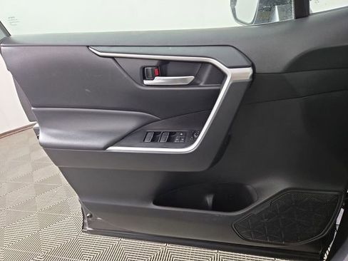 Used 2024 Toyota RAV4 XLE image 29