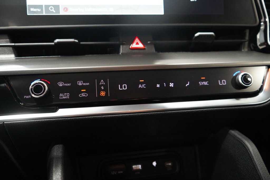 Used 2023 Kia Sportage EX FWD image 29