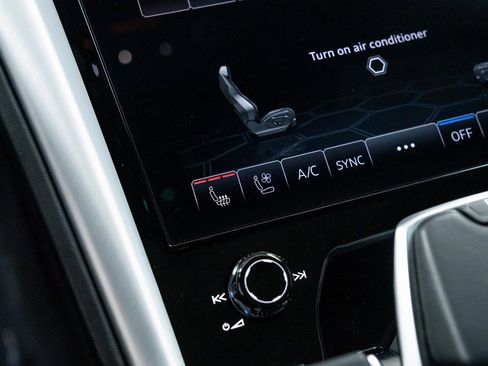 Used 2020 Lamborghini Urus image 15