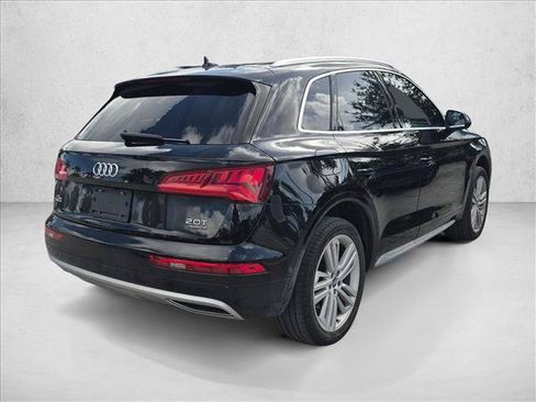 Used 2018 Audi Q5 2.0T Premium Plus w/ Premium Plus Package AWD/4WD image 5