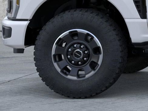 New 2025 Ford F250 Platinum w/ Tremor Off-Road Package image 19