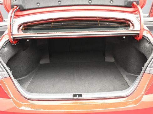 Used 2025 Toyota Camry SE image 25