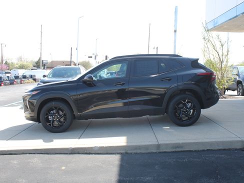 New 2026 Chevrolet Trax LT w/ Driver Confidence Package image 6