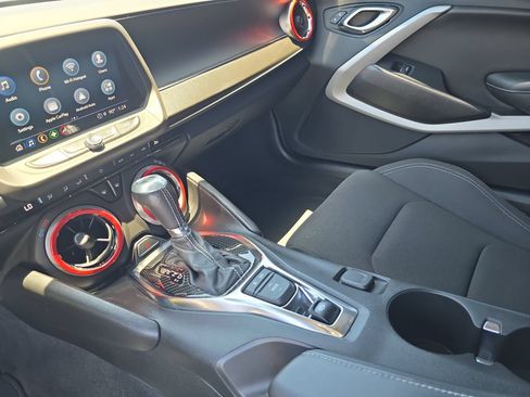 Used 2021 Chevrolet Camaro SS RWD image 28
