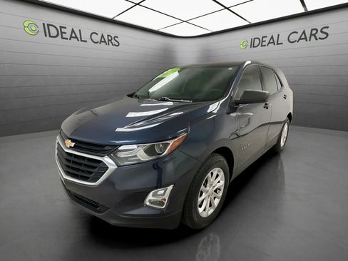 Used 2018 Chevrolet Equinox LS FWD image 1
