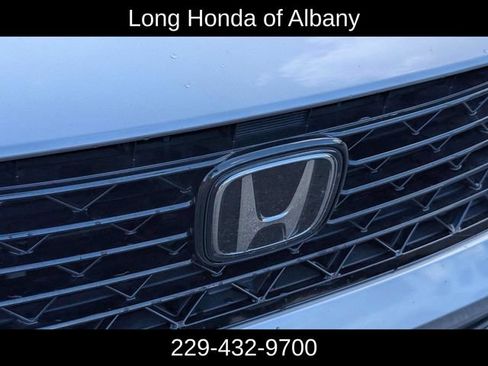 Used 2023 Honda Accord Sport image 4