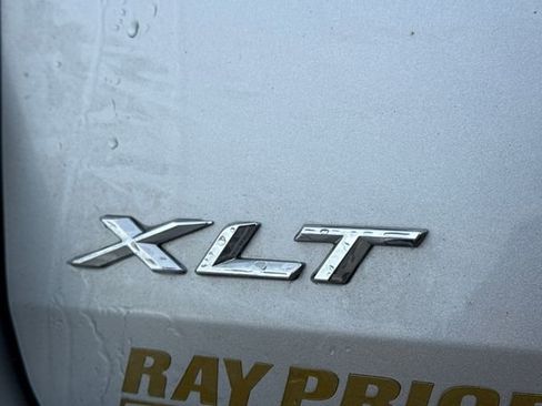 Used 2021 Ford Explorer XLT w/ Equipment Group 202A image 18