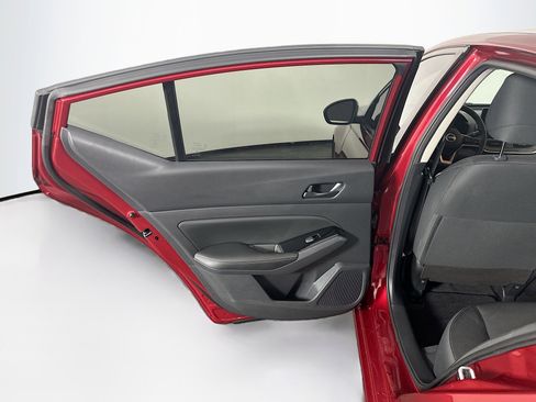 Used 2023 Nissan Altima 2.5 SV w/ SV Premium Package FWD image 25