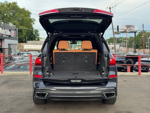 Used 2019 BMW X7 xDrive50i w/ M Sport Package AWD/4WD image 28