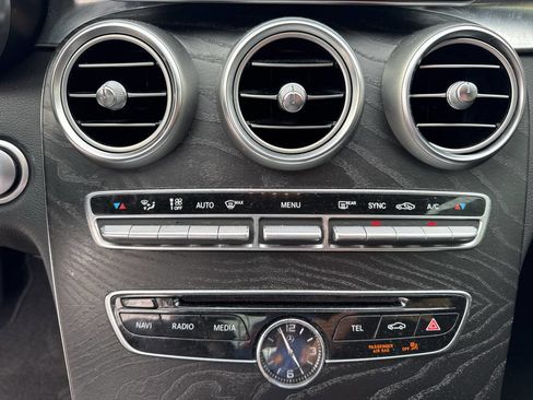Used 2015 Mercedes-Benz C 300 4MATIC Sedan image 19