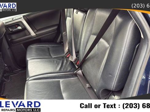 Used 2014 Toyota 4Runner Limited image 33