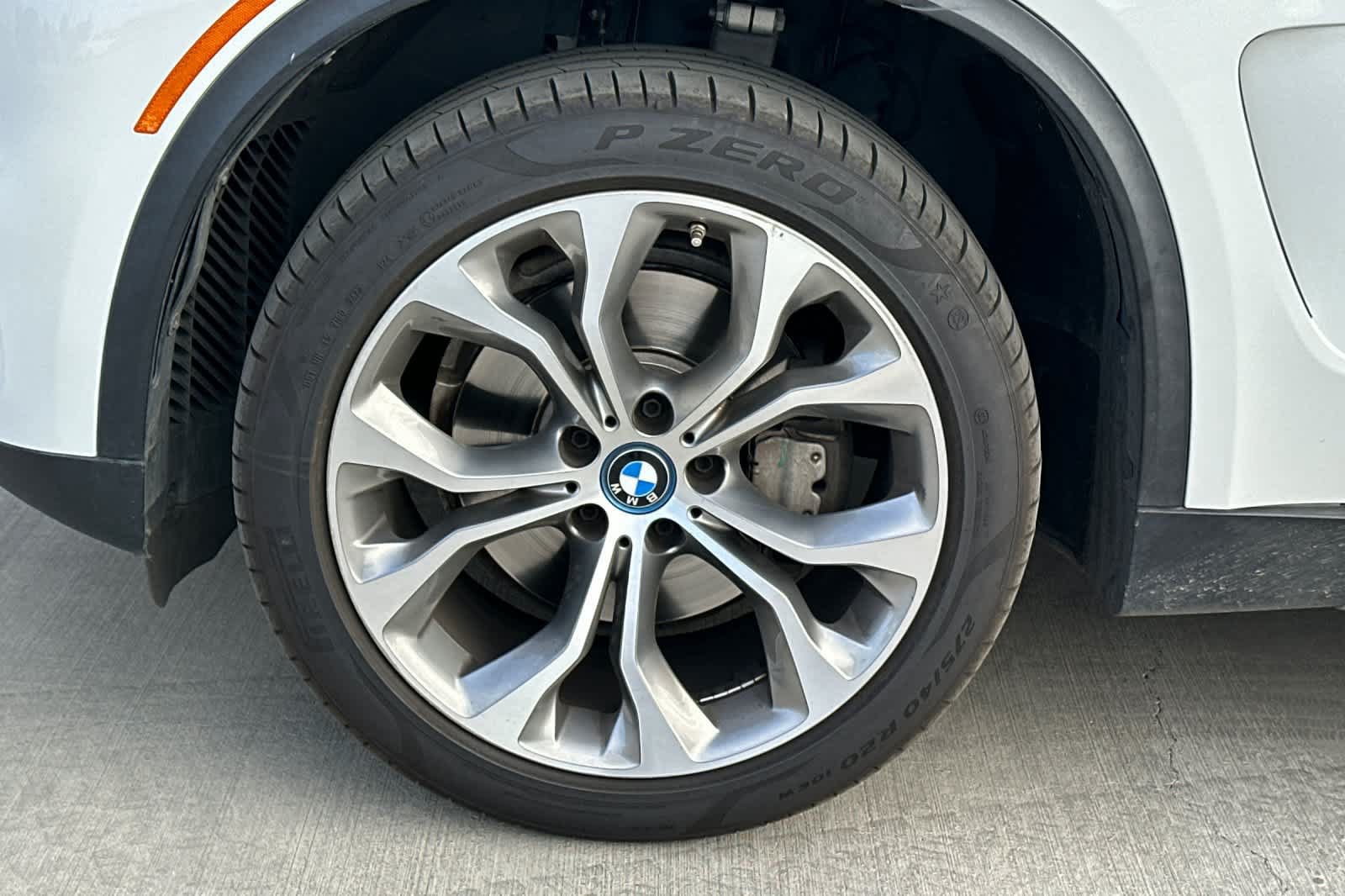 Used 2018 BMW X5 xDrive40e AWD/4WD image 12