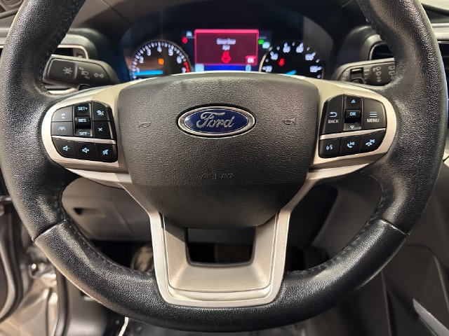Used 2021 Ford Explorer XLT w/ Equipment Group 202A AWD/4WD image 10