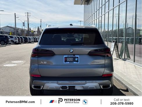 New 2026 BMW X5 xDrive40i AWD/4WD image 4