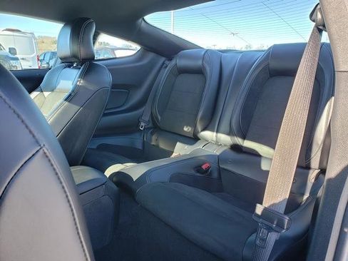 Used 2016 Ford Mustang Shelby GT350 w/ Technology Package image 15