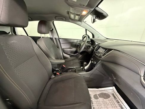 Used 2020 Chevrolet Trax LS w/ Tint and Cruise Package image 31