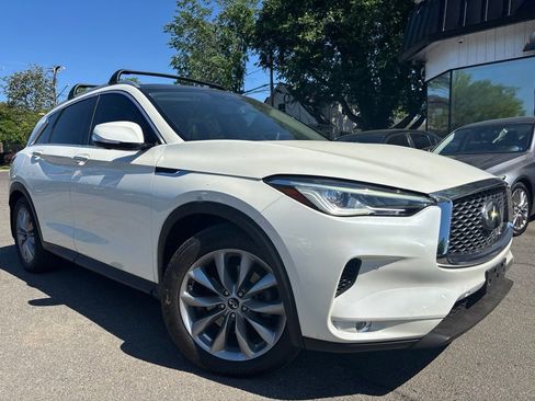 Used 2019 INFINITI QX50 Essential w/ Premium Heat Package AWD/4WD image 1