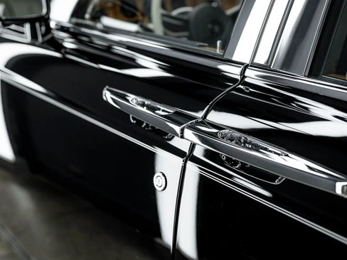 Used 2009 Rolls-Royce Phantom Sedan image 48