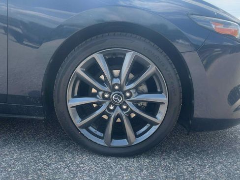 Used 2020 MAZDA MAZDA3 Hatchback FWD image 35