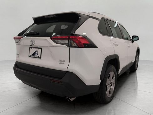Used 2025 Toyota RAV4 XLE AWD/4WD image 20