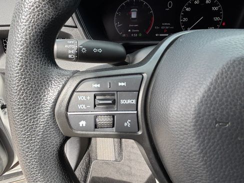 Used 2023 Honda CR-V EX image 22