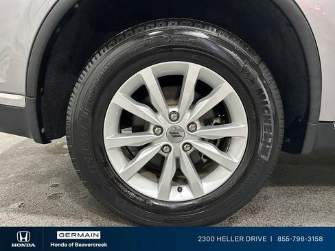 Used 2020 Dodge Durango SXT w/ 3rd Row Seating Group AWD/4WD image 10