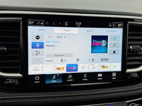 New 2026 Chrysler Pacifica Select image 25