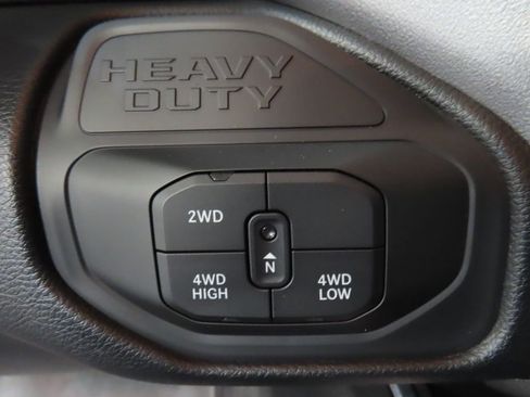Used 2025 RAM 2500 Big Horn AWD/4WD image 64