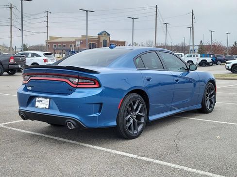 Used 2021 Dodge Charger R/T w/ Plus Group image 4
