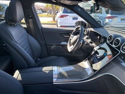 Used 2026 Mercedes-Benz GLC 300 image 31