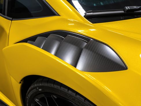 Used 2022 Lamborghini Huracan STO RWD image 23