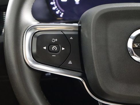 Used 2022 Volvo XC40 P8 Recharge Ultimate AWD/4WD image 24