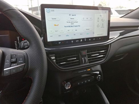 Certified 2024 Ford Escape ST-Line w/ Tech Pack #1 image 23