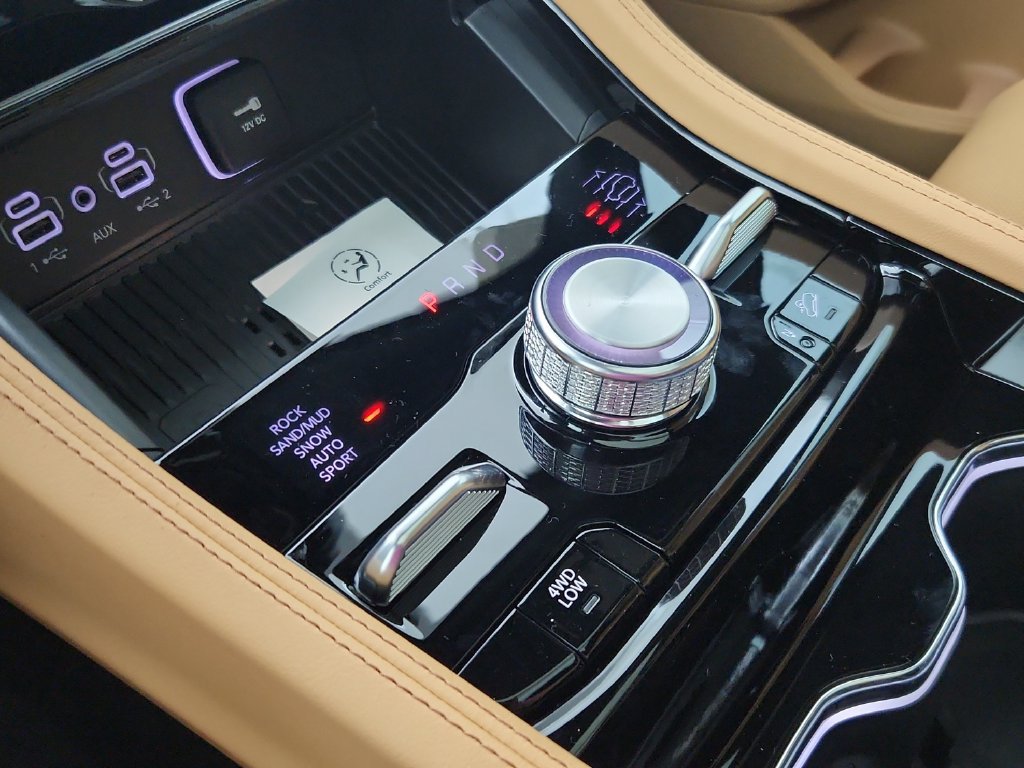 New 2027 Jeep Grand Cherokee Summit AWD/4WD image 29