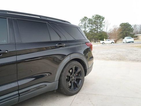 Used 2020 Ford Explorer ST w/ ST High-Performance Pack image 16