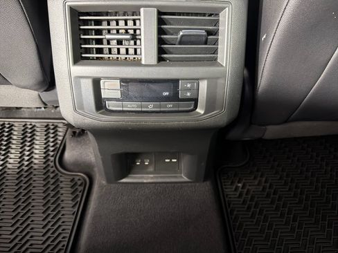 Used 2021 Volkswagen Atlas SE AWD/4WD image 17